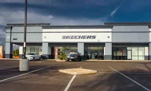 SKECHERS Warehouse Outlet