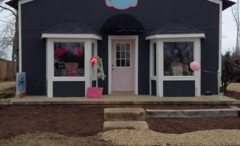 The Vine Gift Shop & Boutique Maben