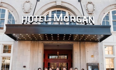 Oliverio's Bridal, Prom, & Pageant Boutique