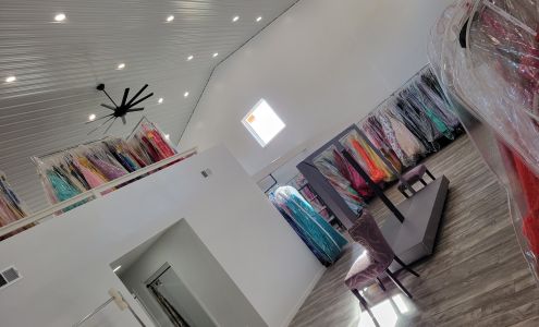 The House of Fashions