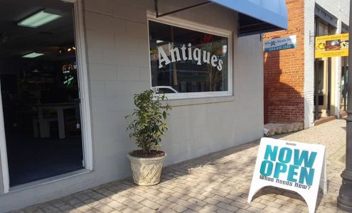 Whoo Needs New Antiques Little Mountain