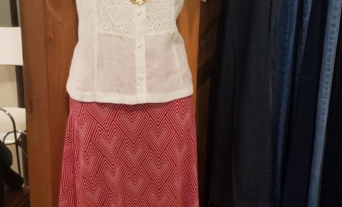 Second Bloom Boutique