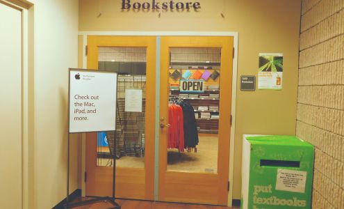 Follett's Bookstore at Middlesex Community College Middletown, CT