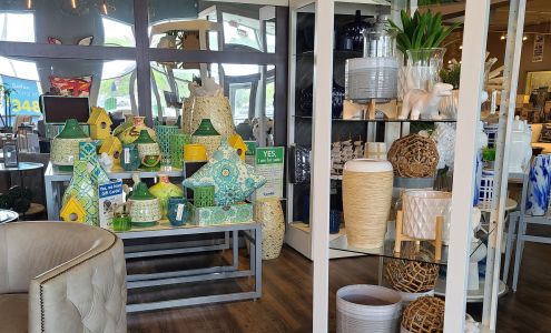 Cardi's Furniture & Mattresses