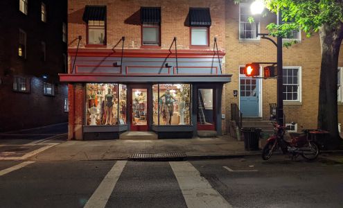 Venus on the Half Shell