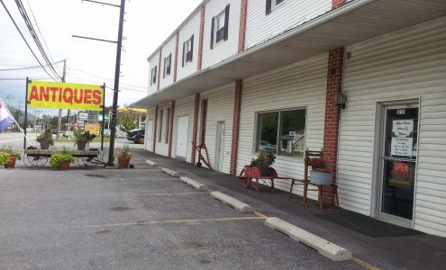 Almost Heaven Antiques & Uniques