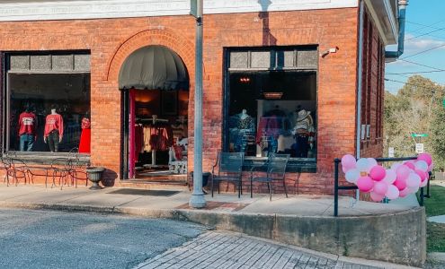 EllaB & Co Boutique Cramerton