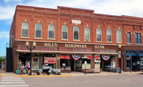 Hill's Hardware Hank Wabasha