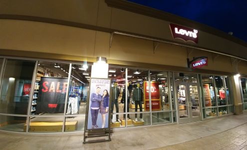 Levi’s Outlet Store