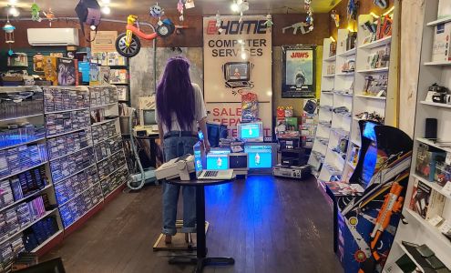 Mr Robot Shop - Computers - Video Games & Electronics Museum