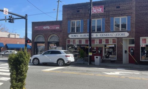 Town Hardware & General Store