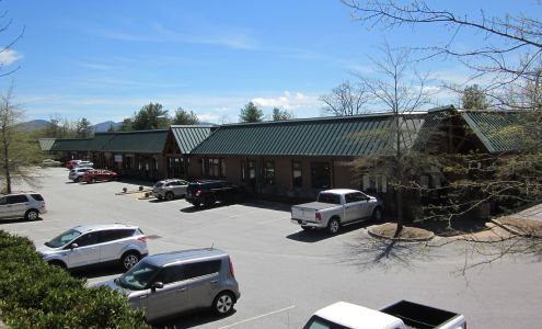 Airport Design Center