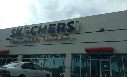 SKECHERS Warehouse Outlet