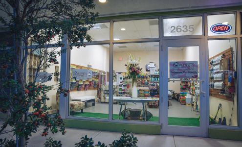 Lovely Pets Grooming Salon inc