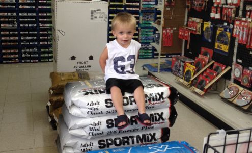 Peoples Pro Hardware-Farm Supply Annville