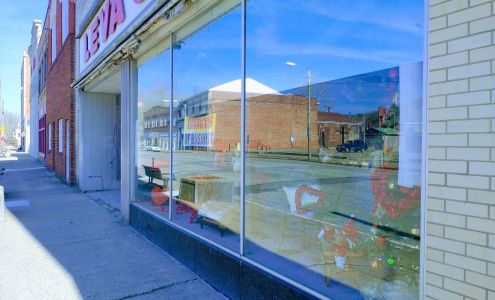 Leva's Jewelry Store