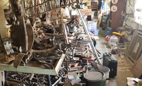 287 Antiquess Quanah