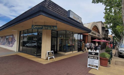 Synowicki's Jewel Box