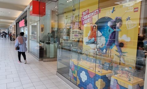 The LEGO® Store Freehold