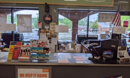 Brownsboro Hardware & Paint - Prospect