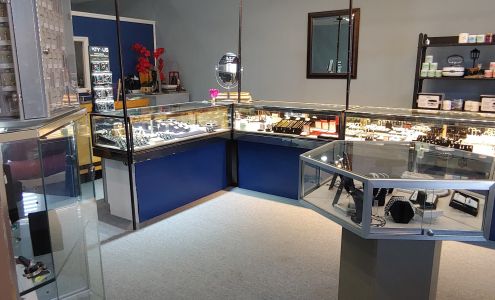 Treasures Old & New Jewelers