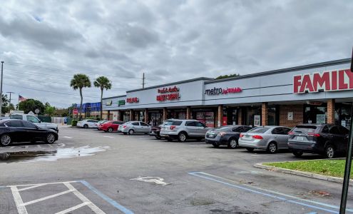 Dark & Lovely Beauty Supply