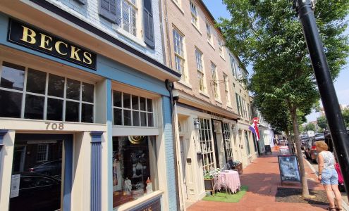 Beck's Antiques & Books