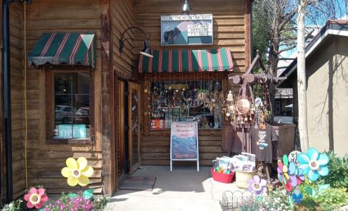 round the Mountain Gift Shop