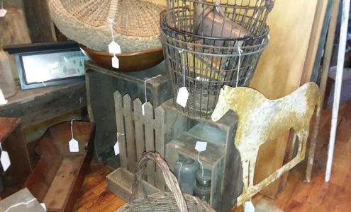 Bailey's Loft Leetonia