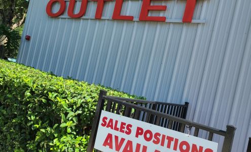 Hudson's Furniture + Mattress