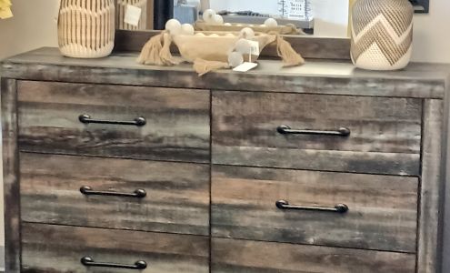 Buddy's Home Furnishings