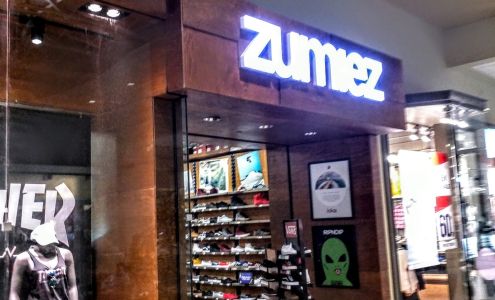 Zumiez