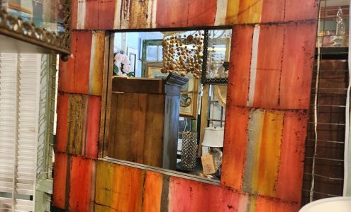 Summer House Marketplace