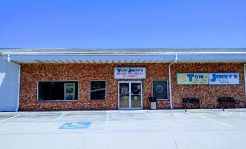 Tom & Jerry's Home Medical Service