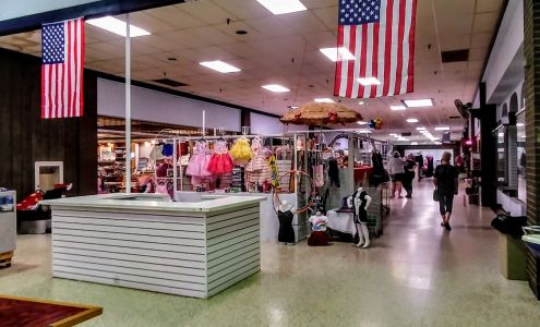 Laurel Mall Flea Market