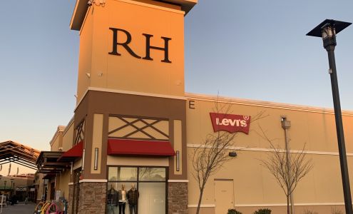 Levi’s Outlet Store