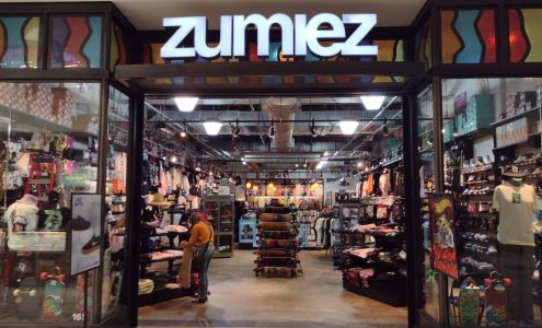 Zumiez