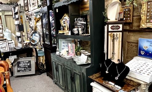 Enchanted Memories Custom Engraving & Unique Gifts