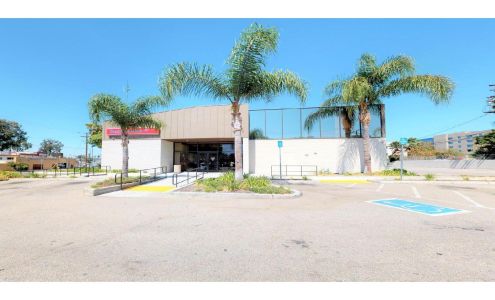 Bank of America (with Drive-thru ATM)