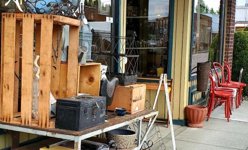 Antique Mall Brick Road Antiques