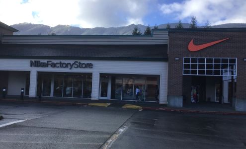 Nike Factory Store - North Bend