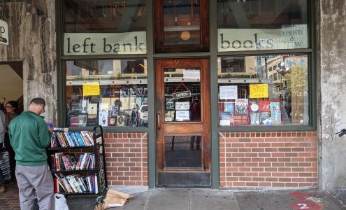 Left Bank Books Collective