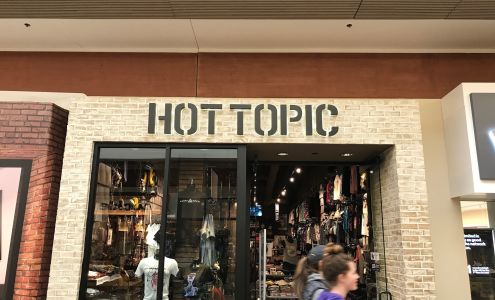 Hot Topic Silverdale