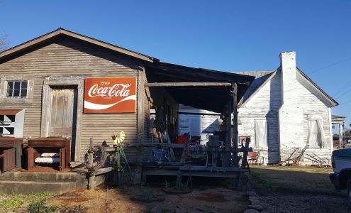 Girls N Overalls (Antiques)