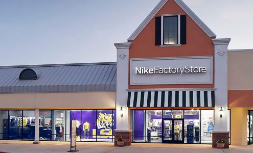 Nike Factory Store - Gonzales