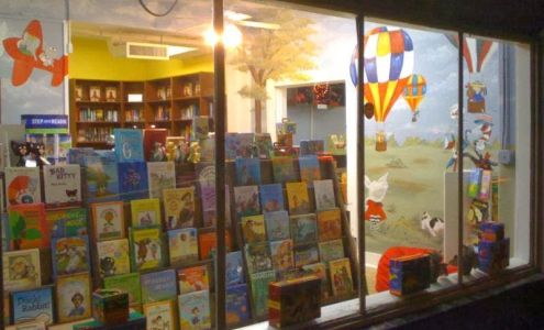 Cavalier House Books