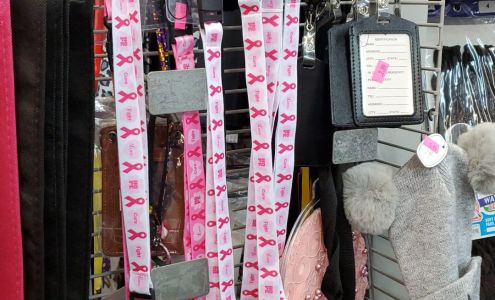 Designs Fashion & Beauty