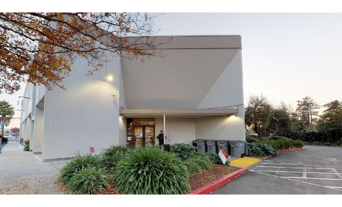 Bank of America (with Drive-thru ATM)