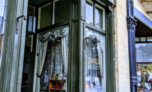 ​William James Bookseller