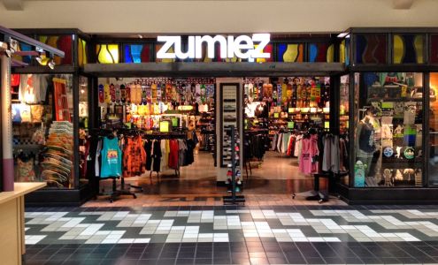 Zumiez